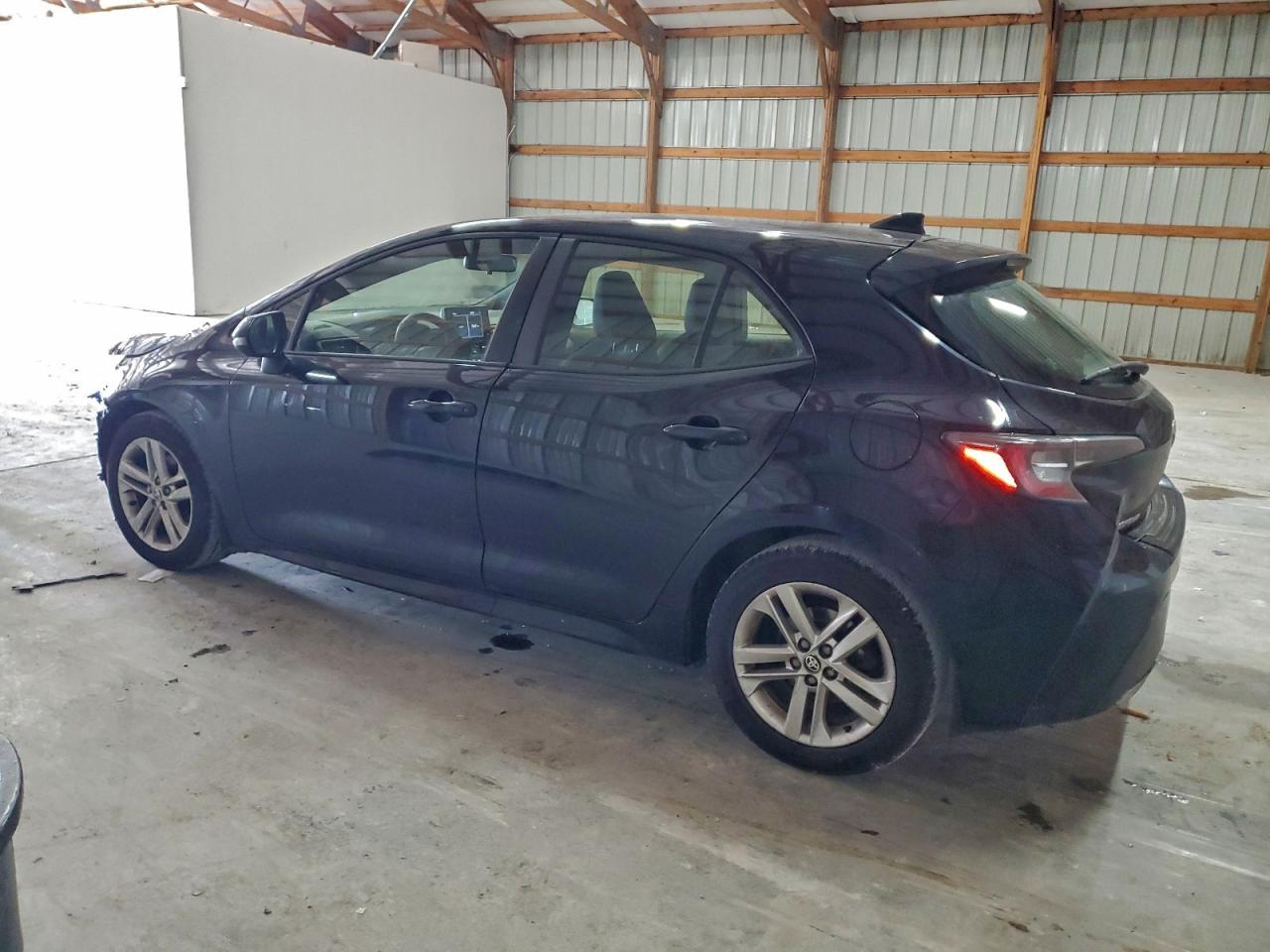2019 TOYOTA COROLLA SE photo 3