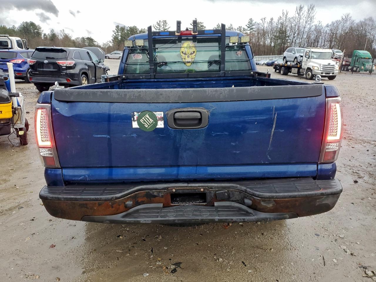 2002 CHEVROLET SILVERADO C1500 photo 6