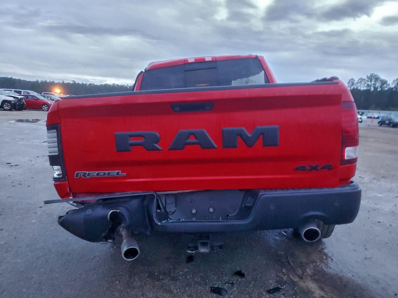 2016 RAM 1500 REBEL photo 6