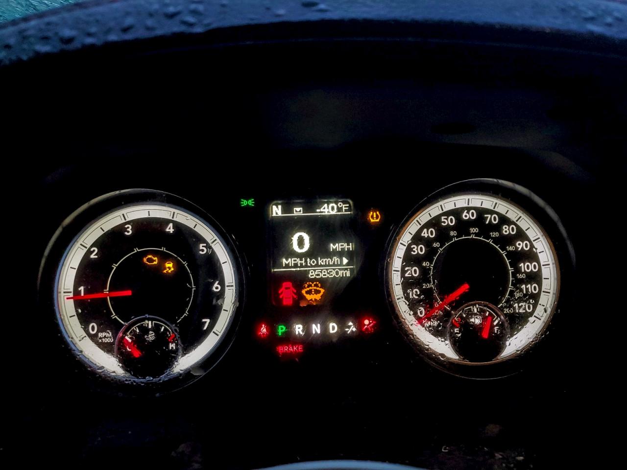 2016 RAM 1500 REBEL photo 9