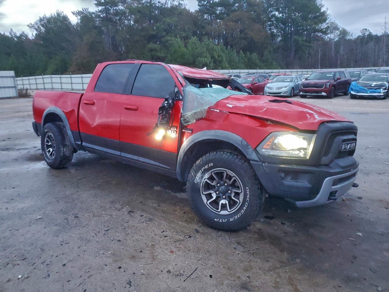 2016 RAM 1500 REBEL photo 4