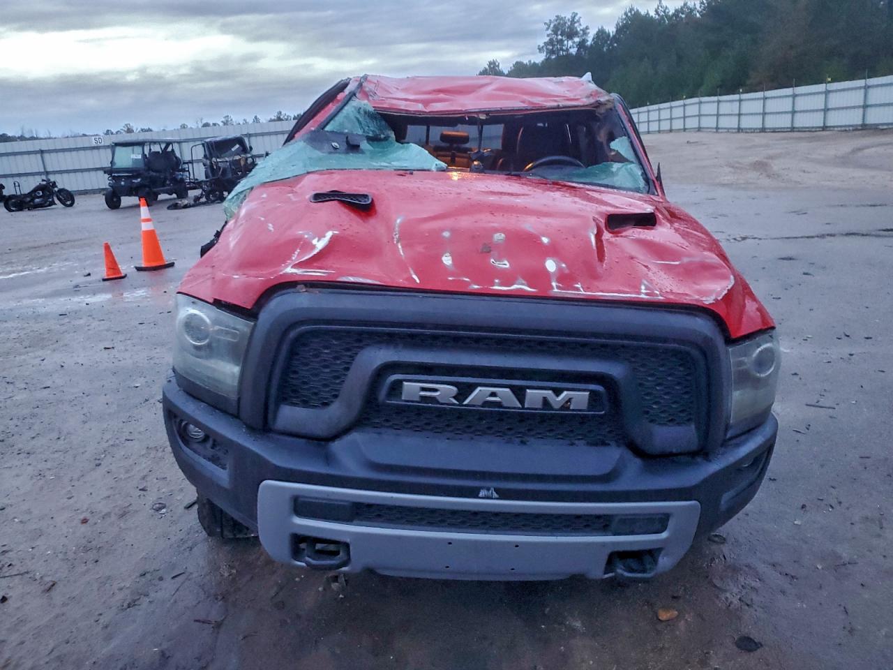 2016 RAM 1500 REBEL photo 5