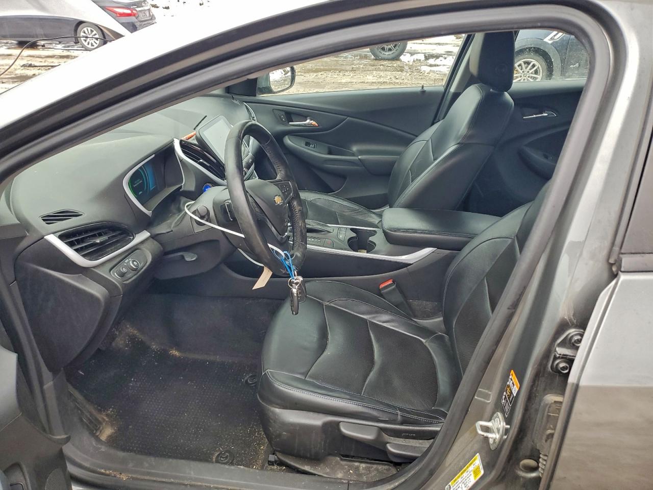 2017 CHEVROLET VOLT LT photo 7