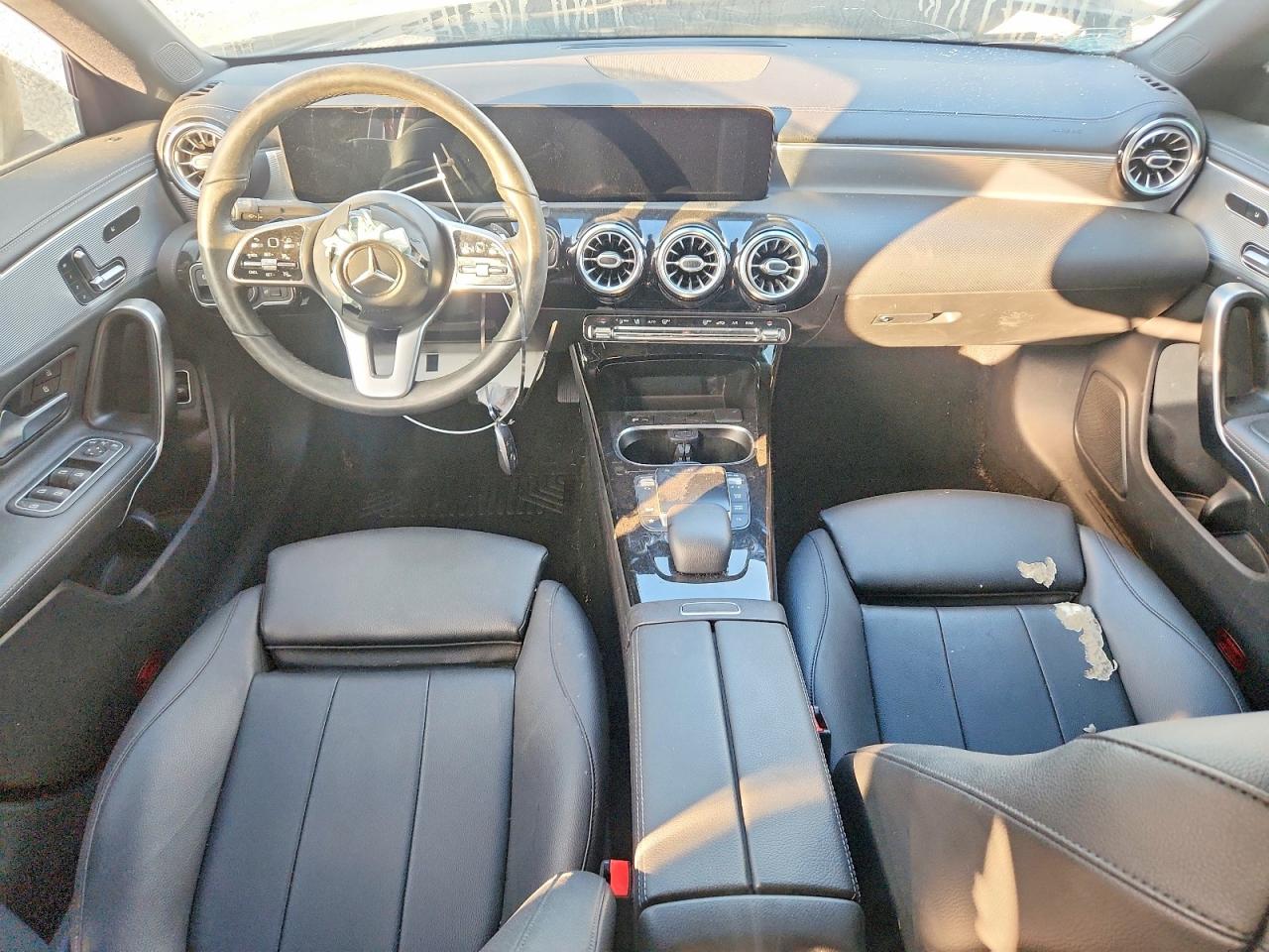 2021 MERCEDES-BENZ CLA 250 photo 8