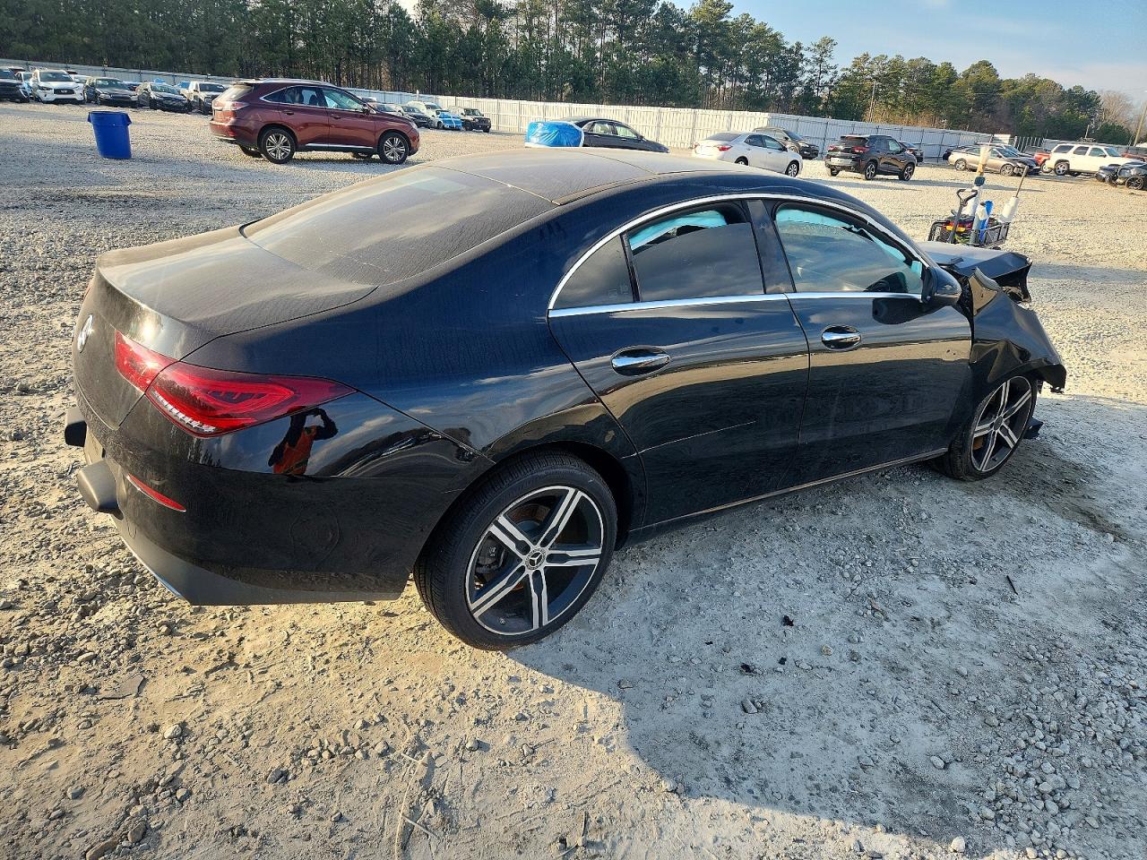 2021 MERCEDES-BENZ CLA 250 photo 3