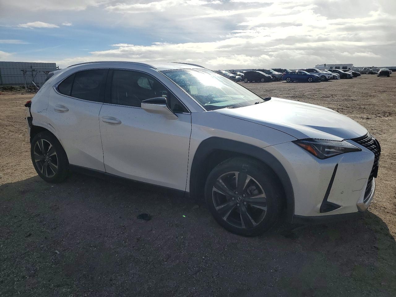2021 LEXUS UX 200 photo 10