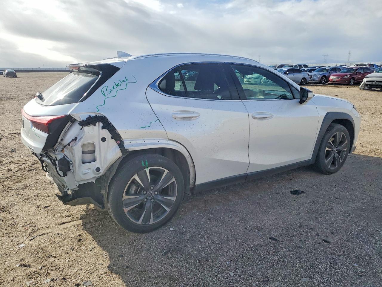 2021 LEXUS UX 200 photo 7