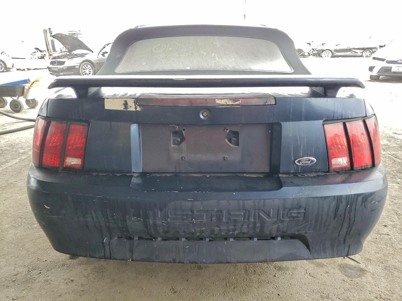 2002 FORD MUSTANG photo 6