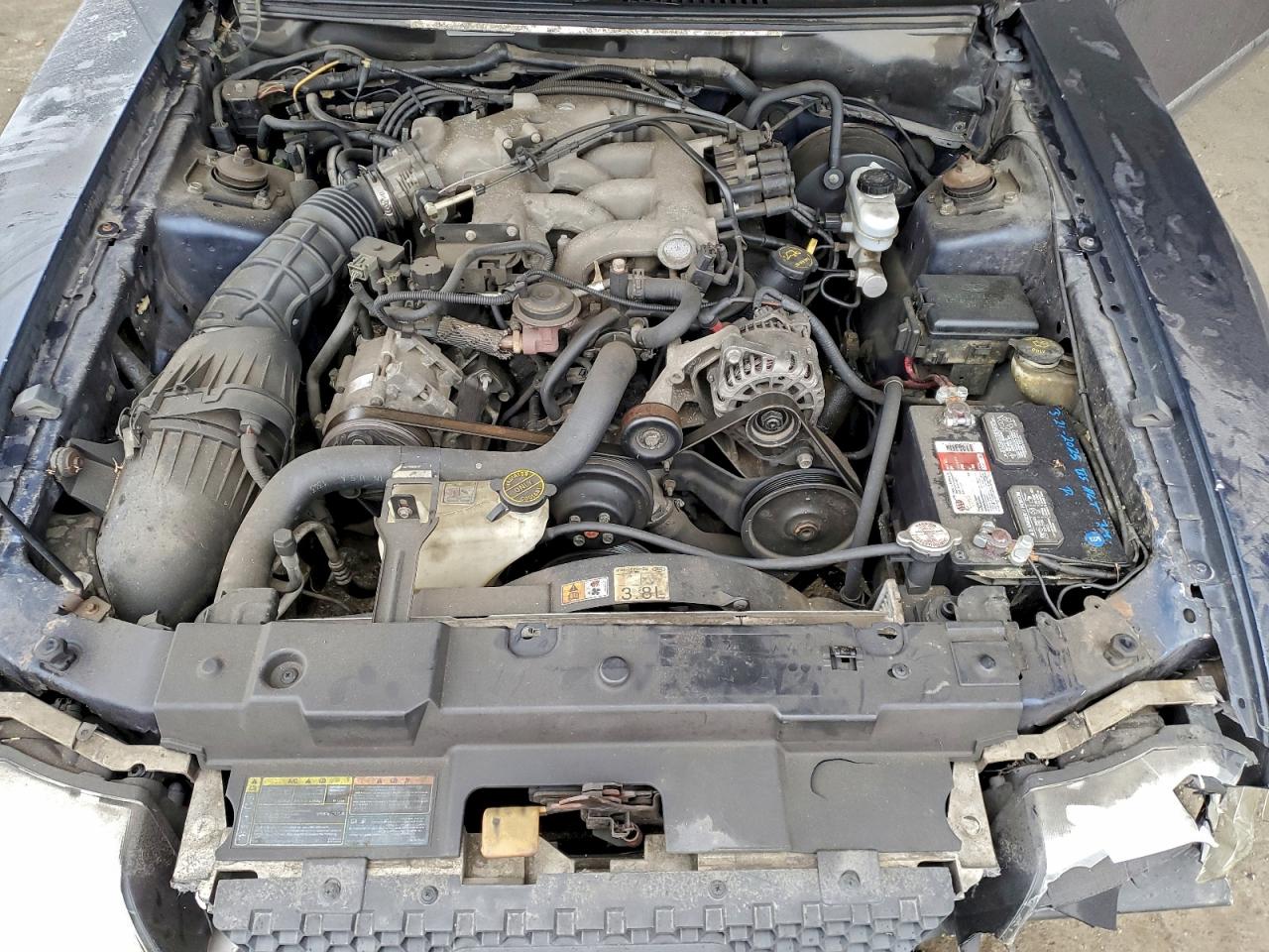 2002 FORD MUSTANG photo 11
