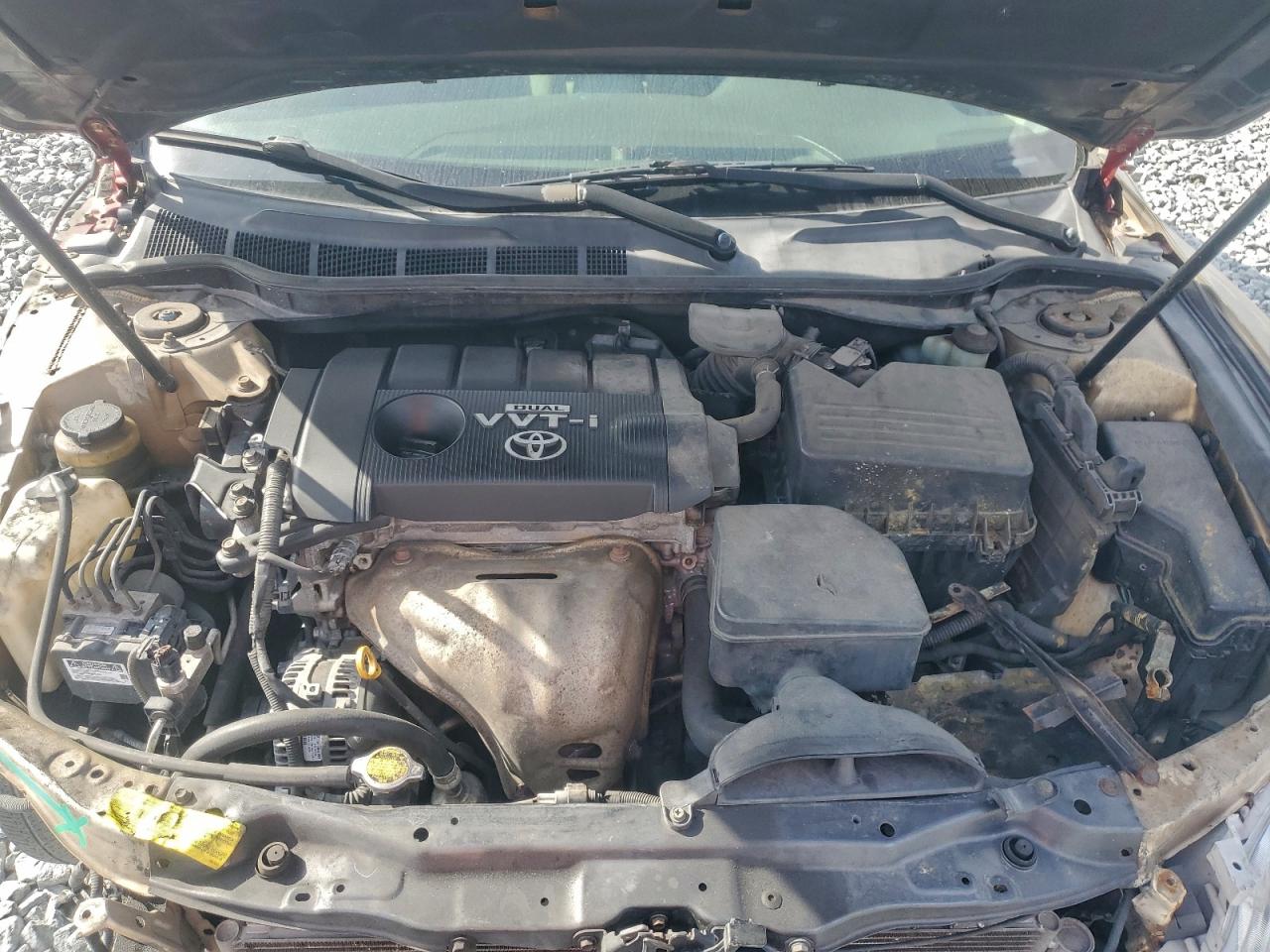 2010 TOYOTA CAMRY BASE photo 11