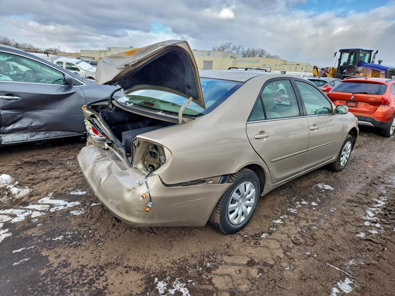 2006 TOYOTA CAMRY LE photo 3