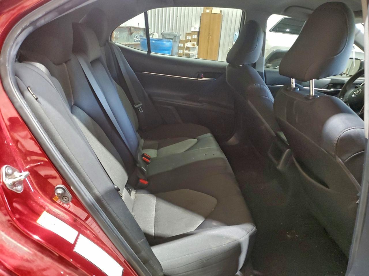 2018 TOYOTA CAMRY L photo 10