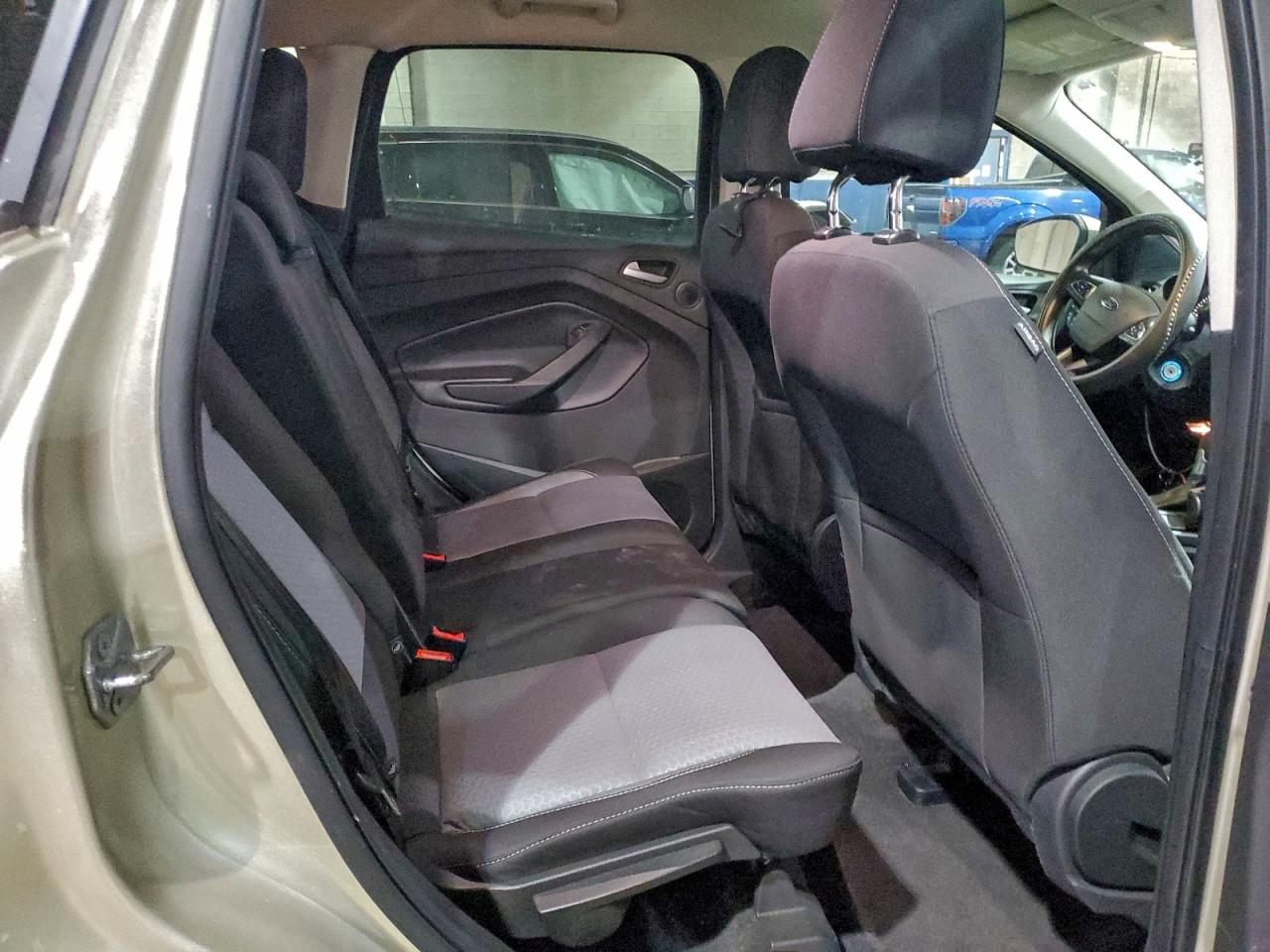 2017 FORD ESCAPE SE photo 21