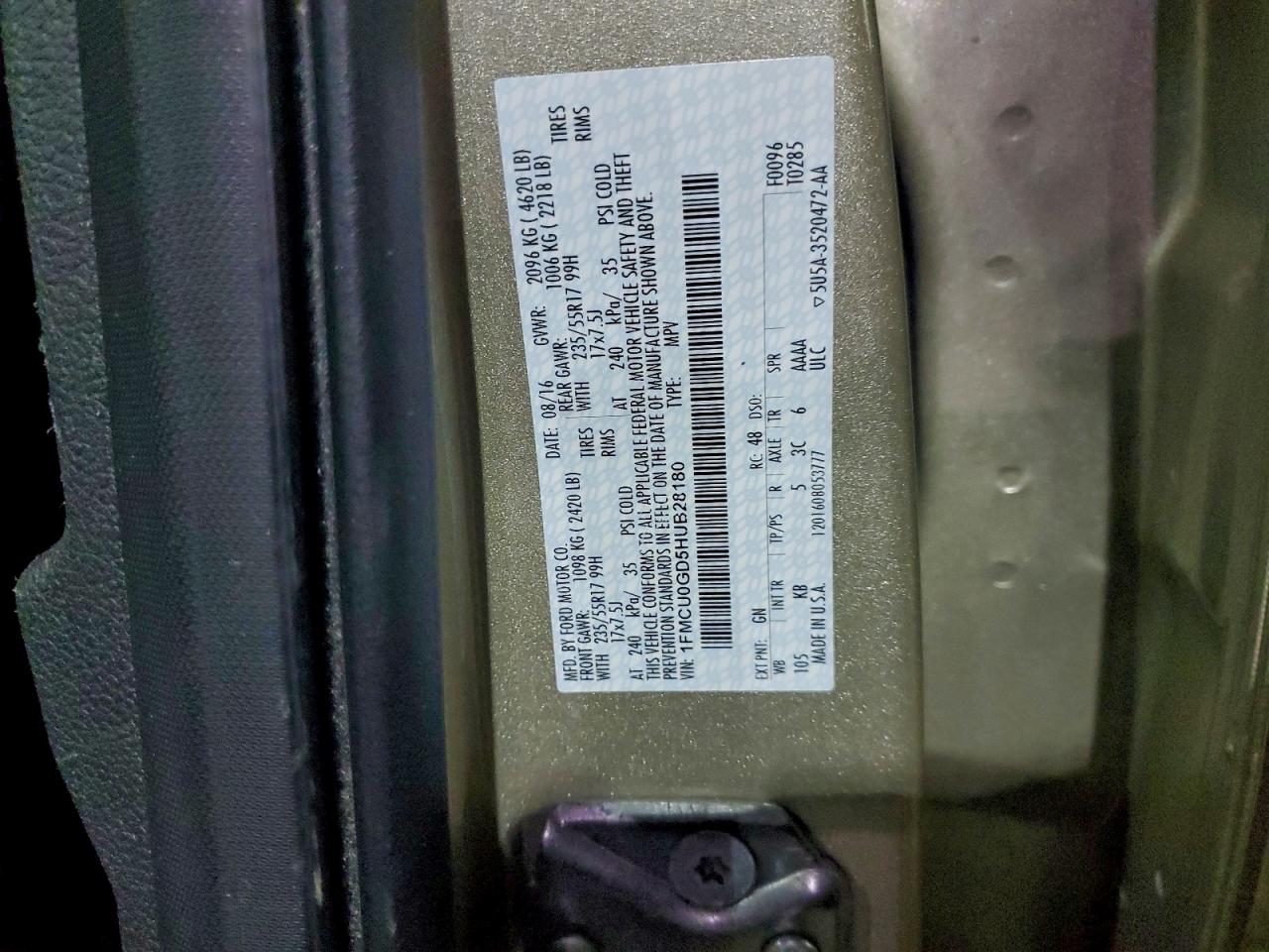 2017 FORD ESCAPE SE photo 27