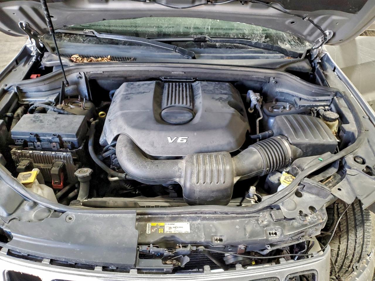 2015 JEEP GRAND CHEROKEE LAREDO photo 12