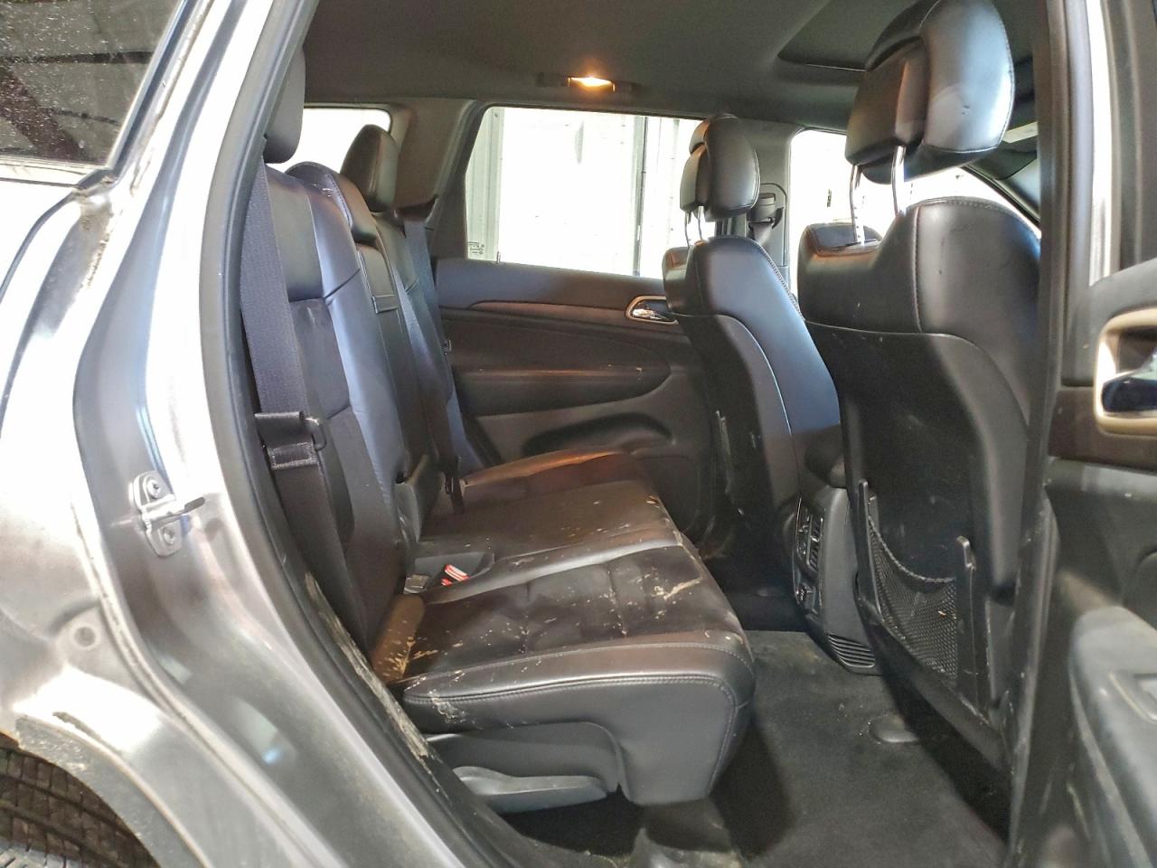2015 JEEP GRAND CHEROKEE LAREDO photo 11