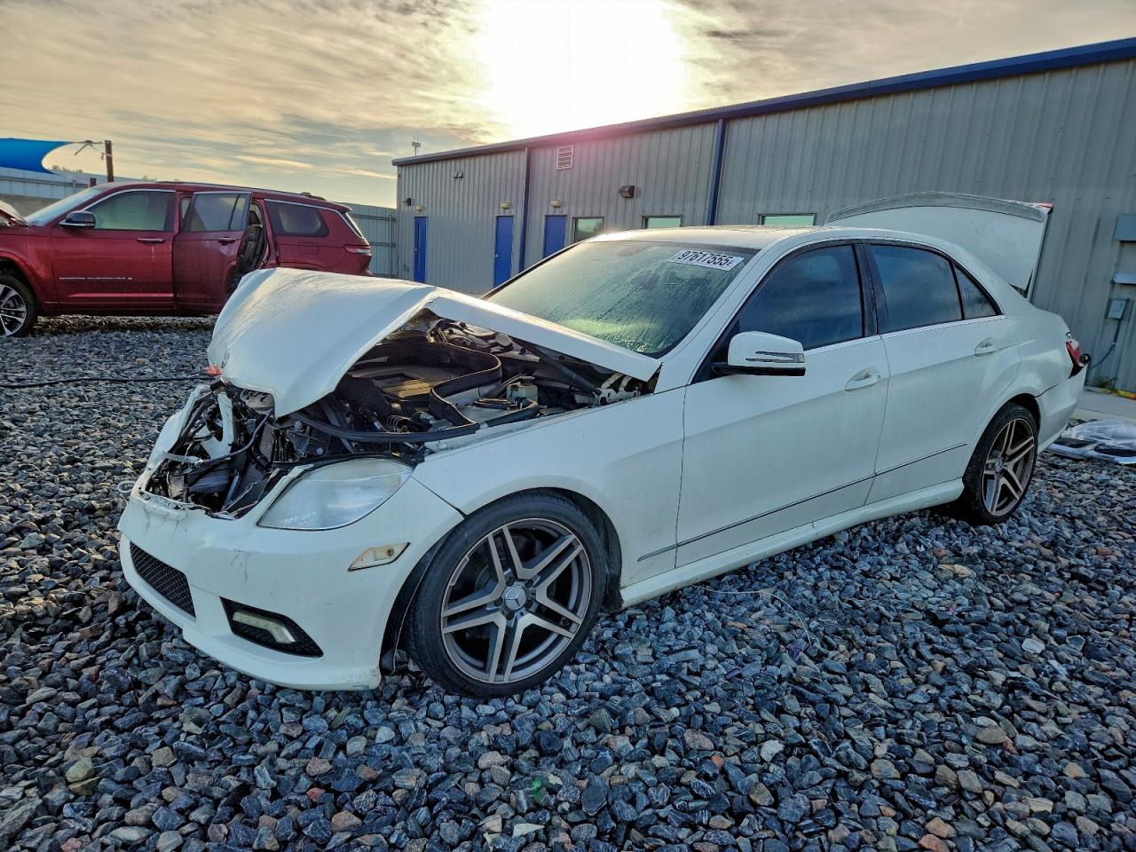 2011 MERCEDES-BENZ E