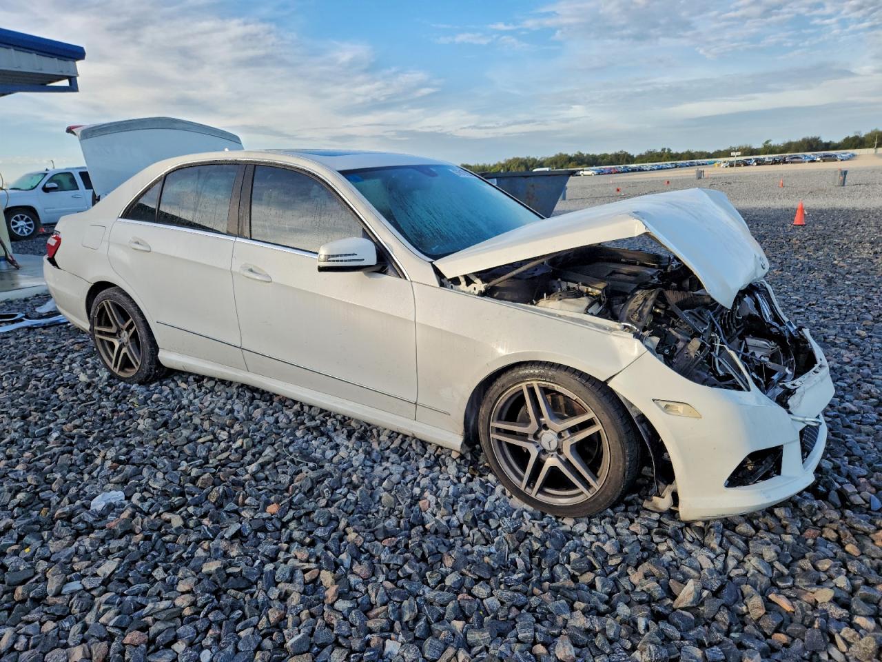 2011 MERCEDES-BENZ E 350 photo 4