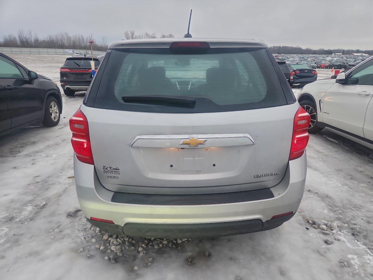2016 CHEVROLET EQUINOX LS photo 6