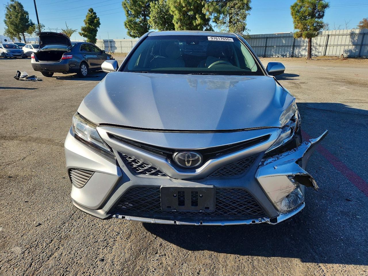 2018 TOYOTA CAMRY L photo 5