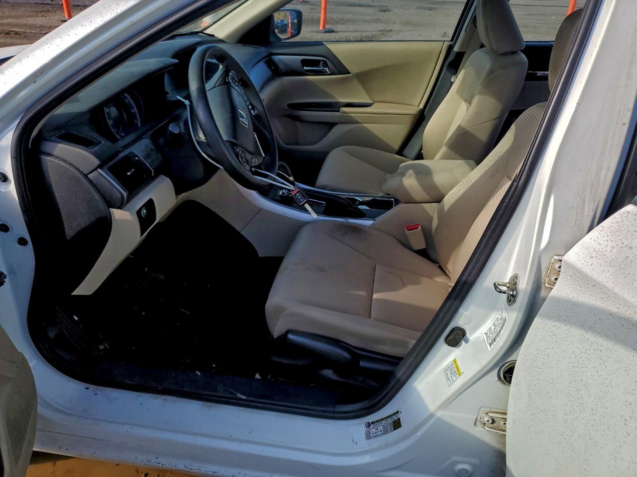 2014 HONDA ACCORD LX photo 7