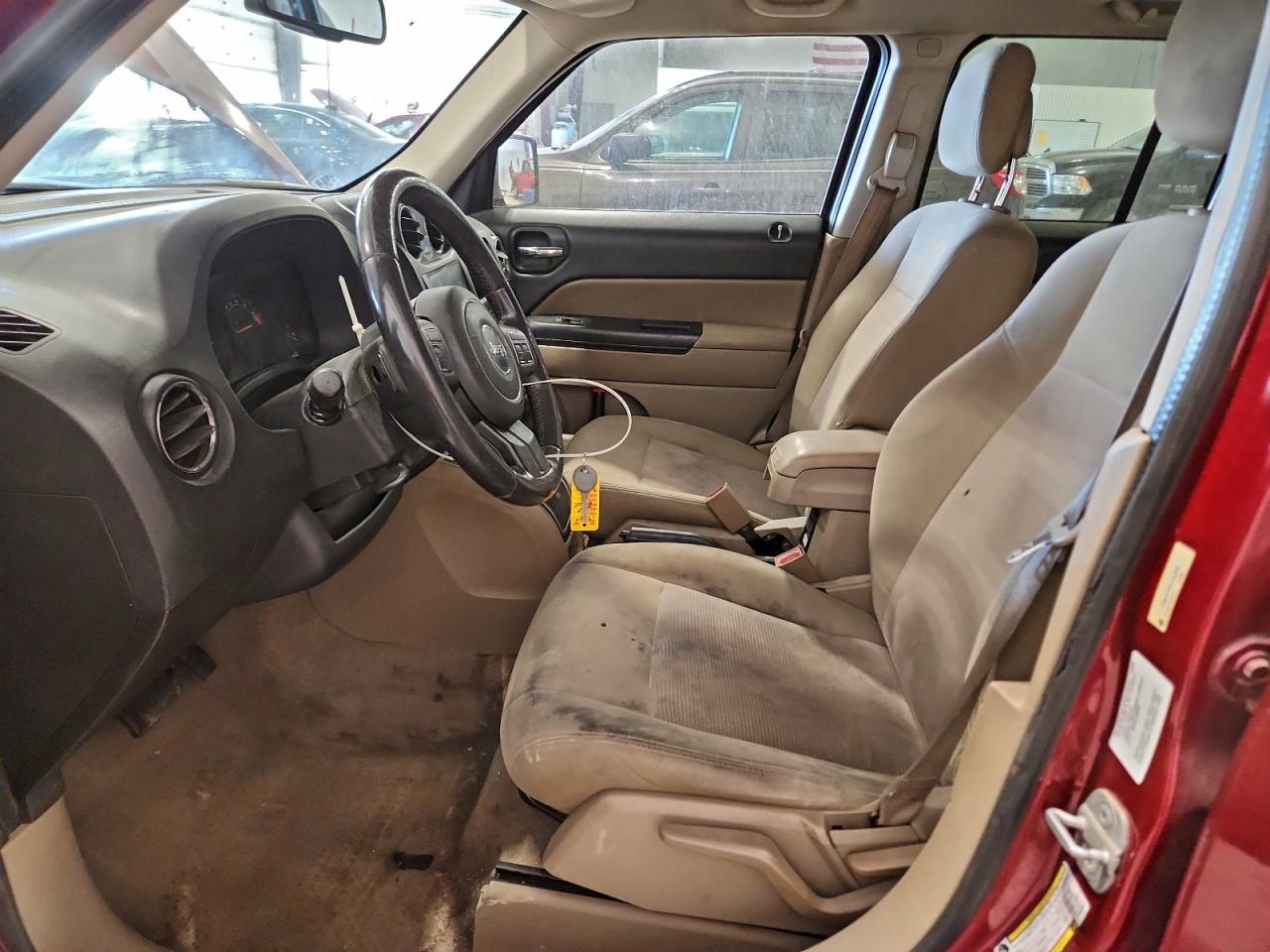 2014 JEEP PATRIOT LATITUDE photo 7