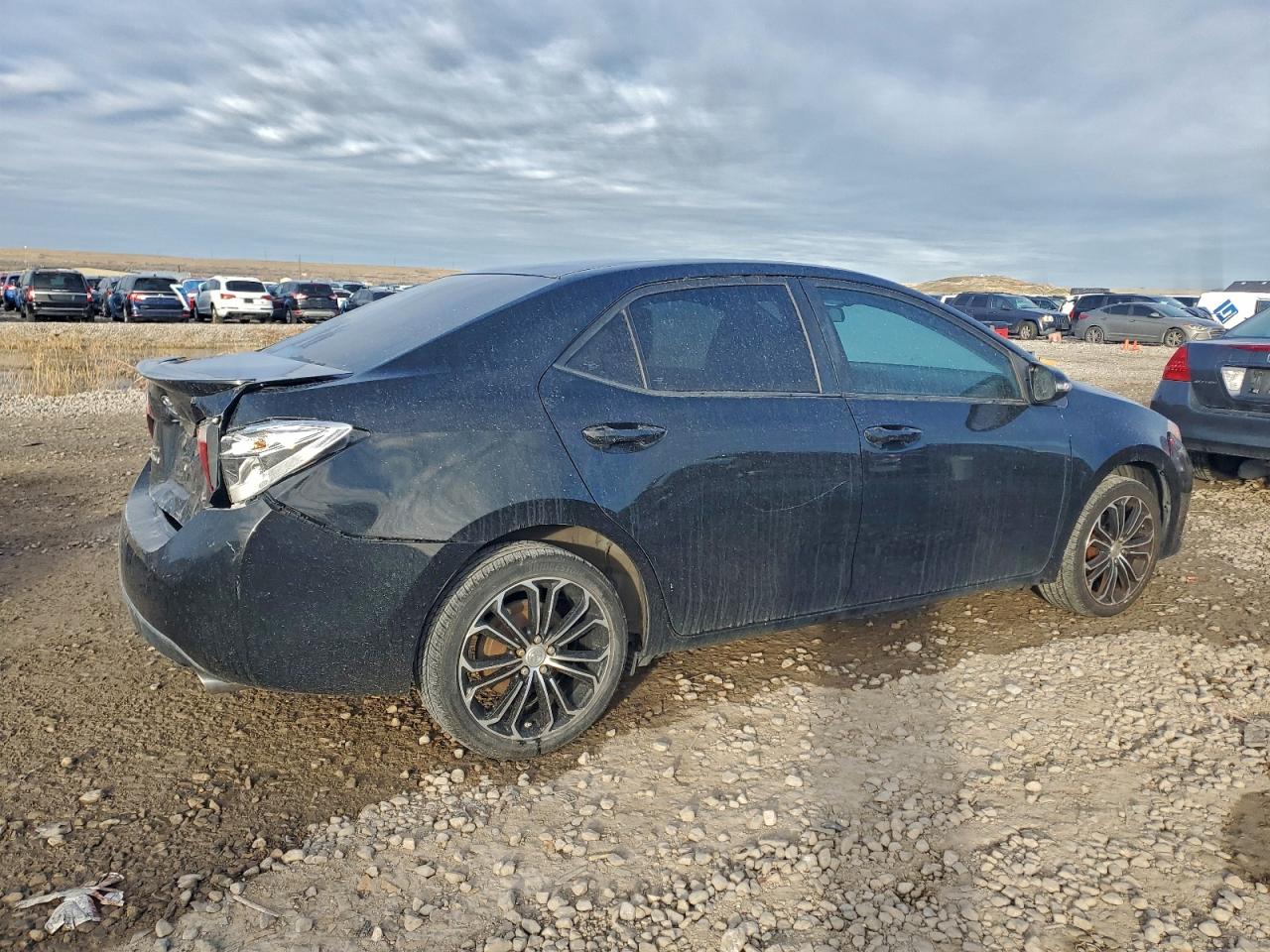 2014 TOYOTA COROLLA L photo 3