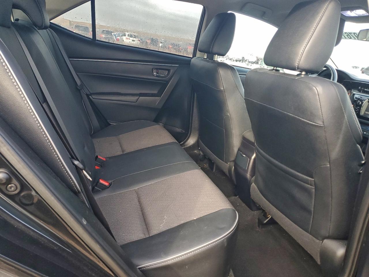 2014 TOYOTA COROLLA L photo 10