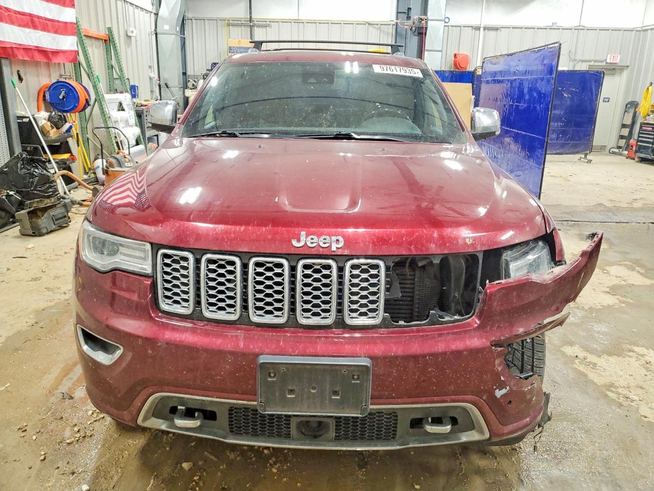 2018 JEEP GRAND CHEROKEE OVERLAND photo 5