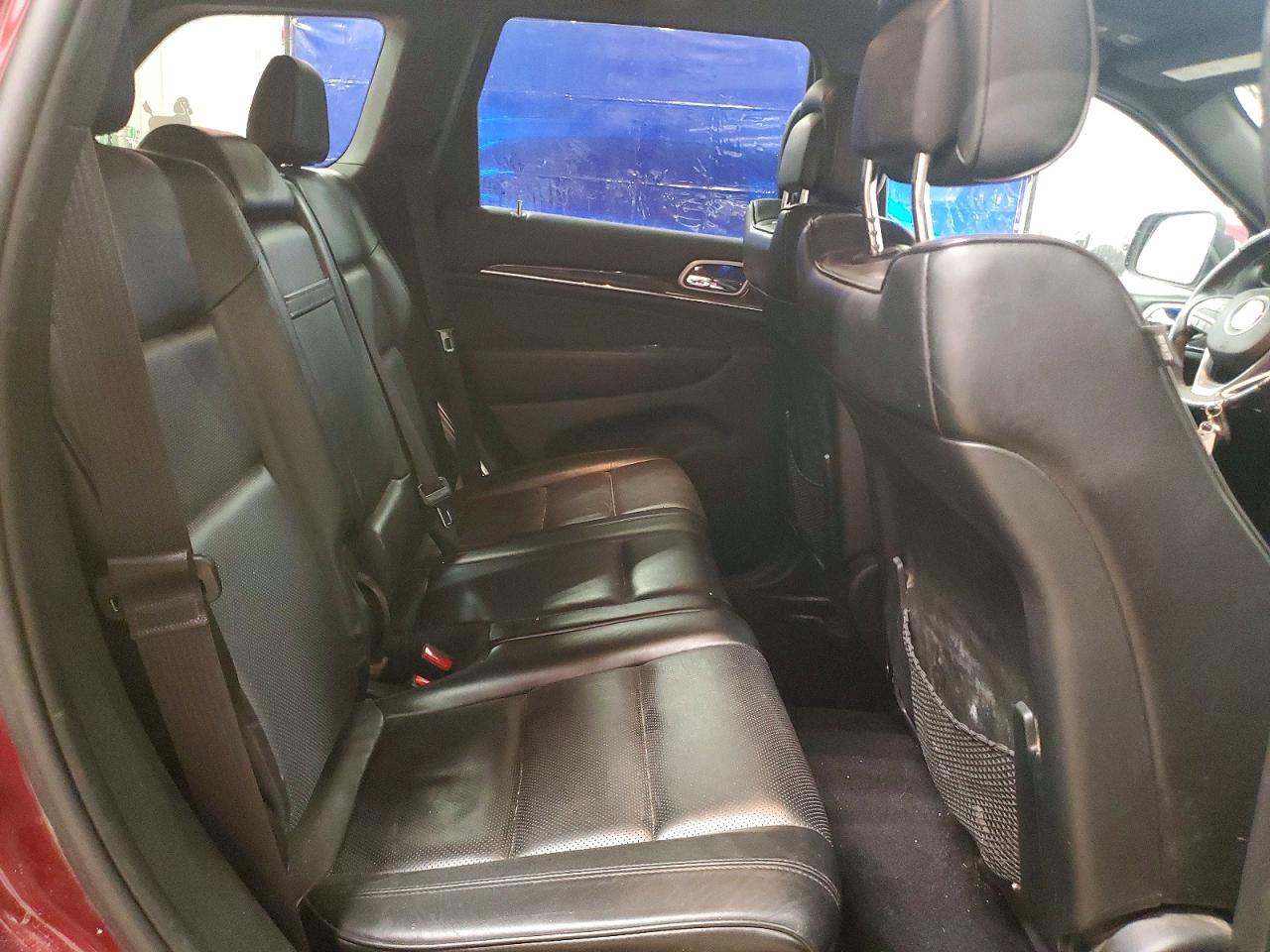 2018 JEEP GRAND CHEROKEE OVERLAND photo 11