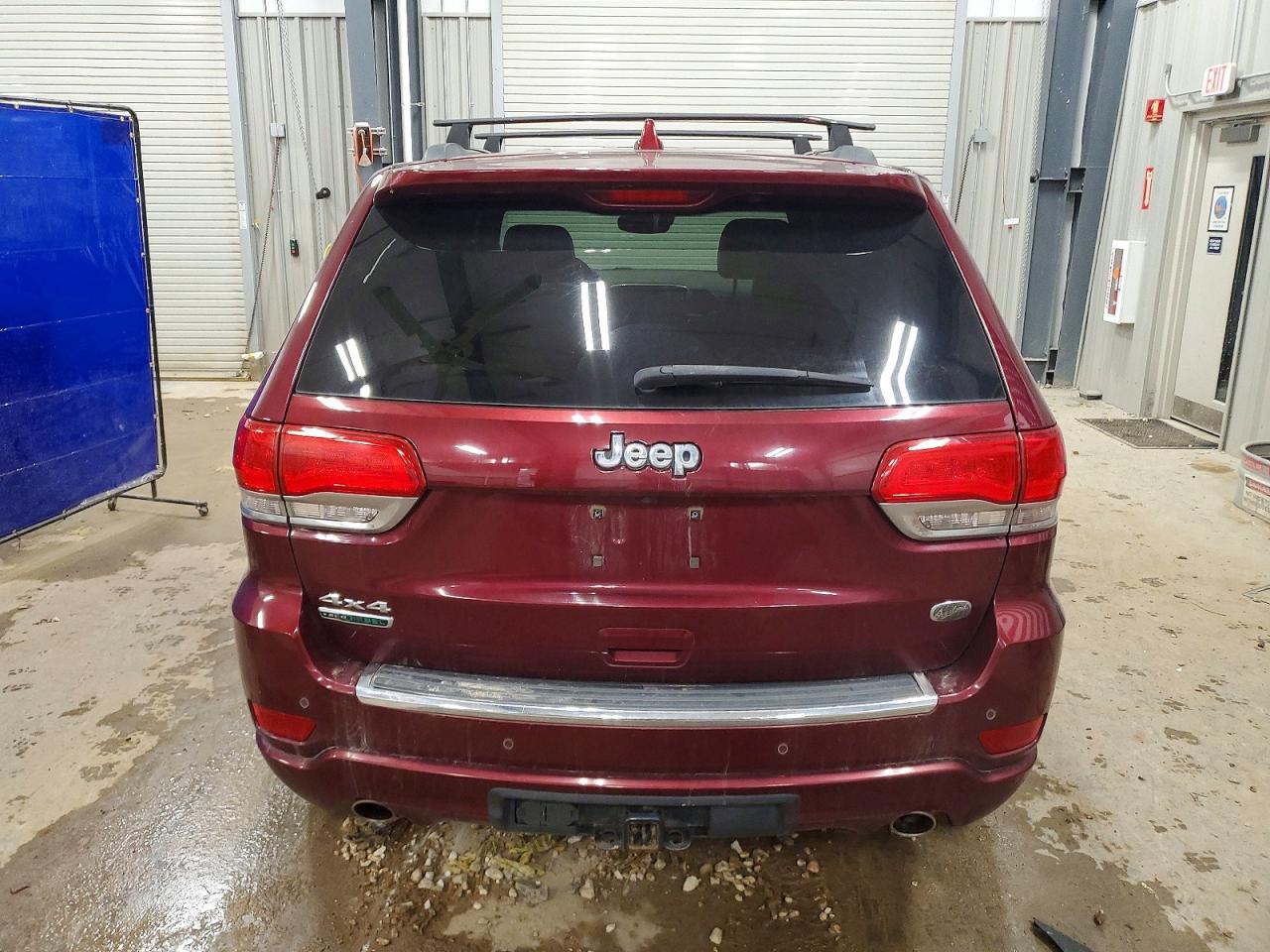 2018 JEEP GRAND CHEROKEE OVERLAND photo 6