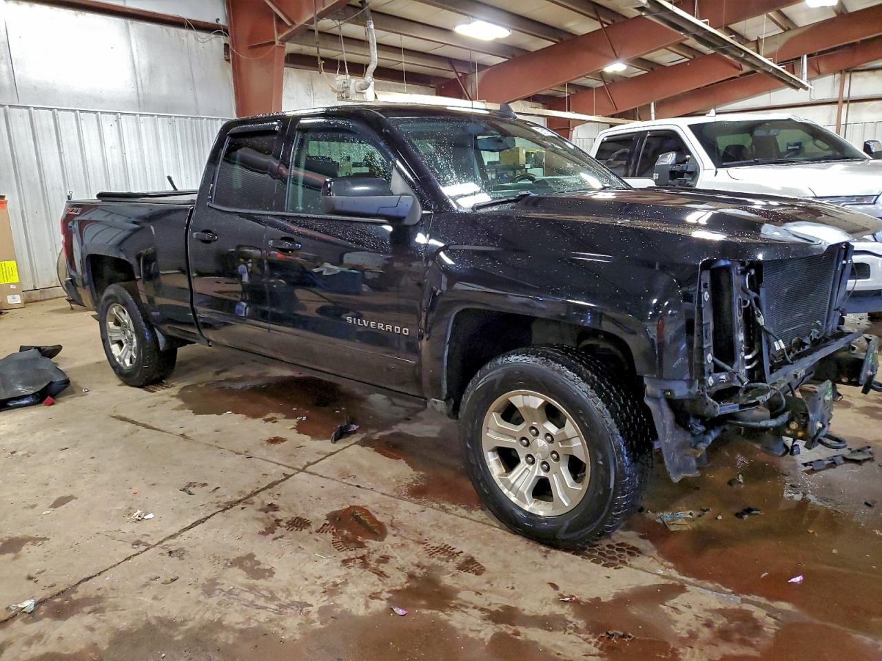 2017 CHEVROLET SILVERADO K1500 LT photo 4