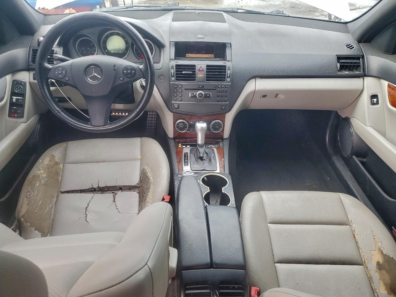 2011 MERCEDES-BENZ C 300 photo 8