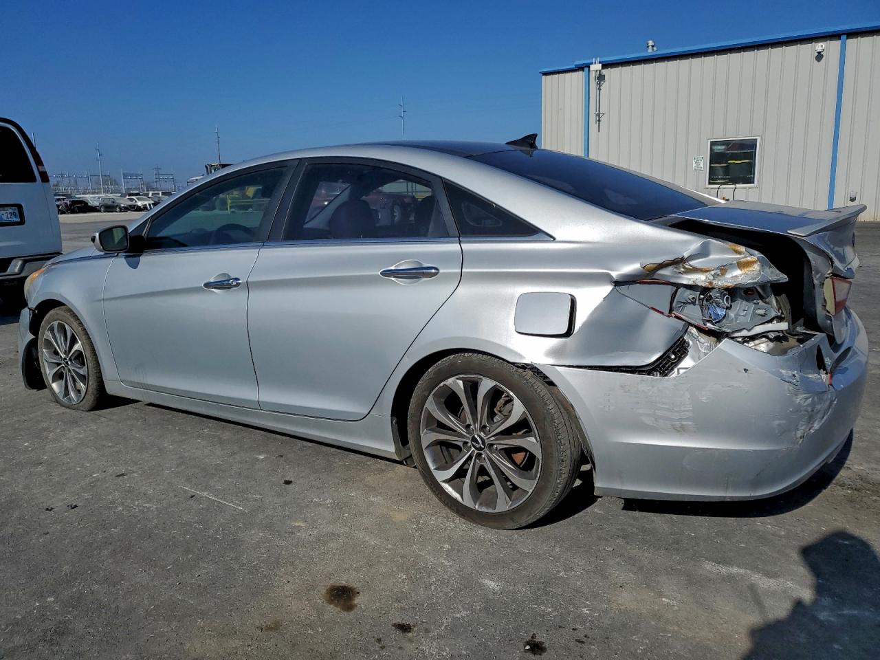 2013 HYUNDAI SONATA SE photo 3