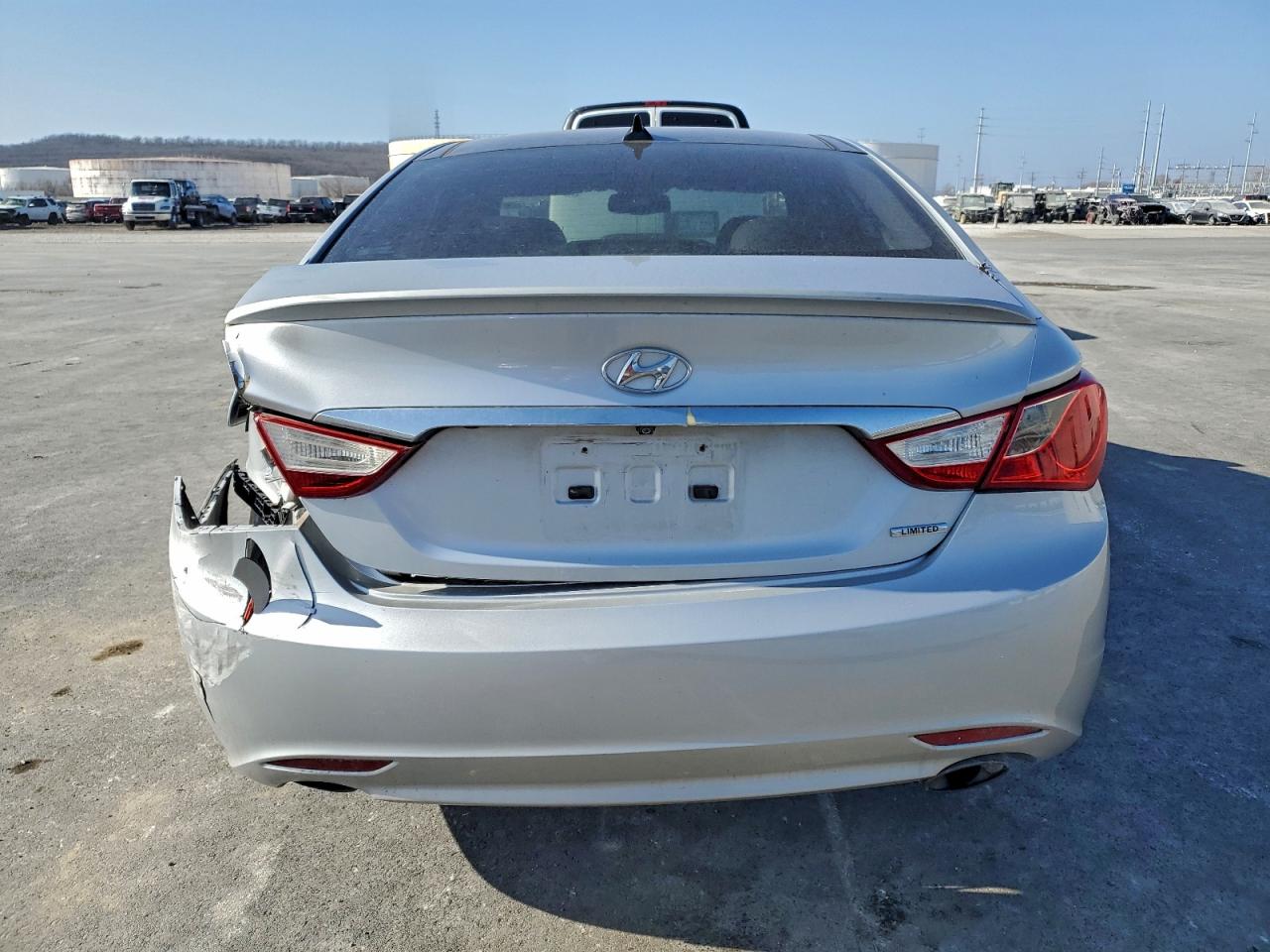 2013 HYUNDAI SONATA SE photo 11