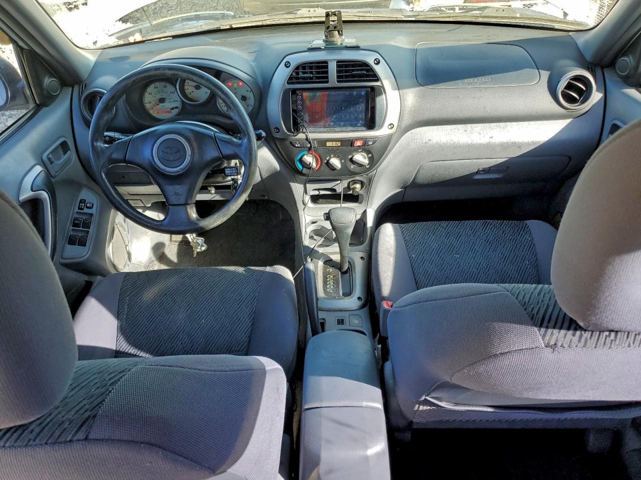 2003 TOYOTA RAV4 photo 8
