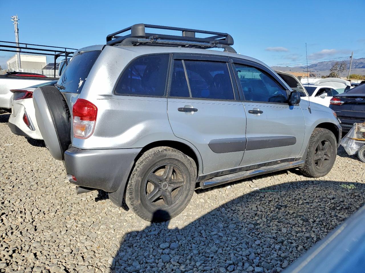 2003 TOYOTA RAV4 photo 3