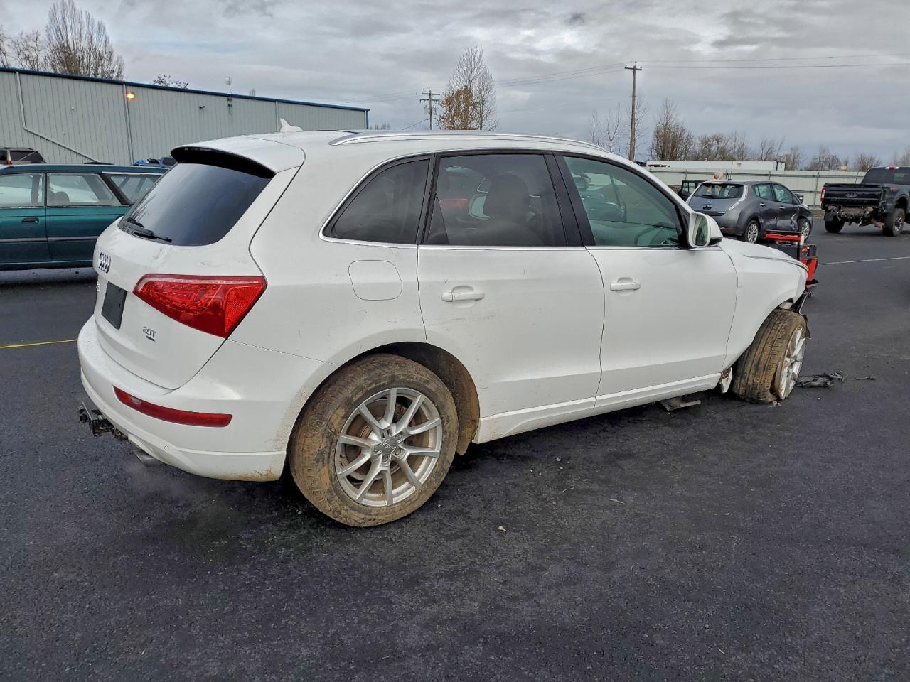 2012 AUDI Q5 PREMIUM PLUS photo 3