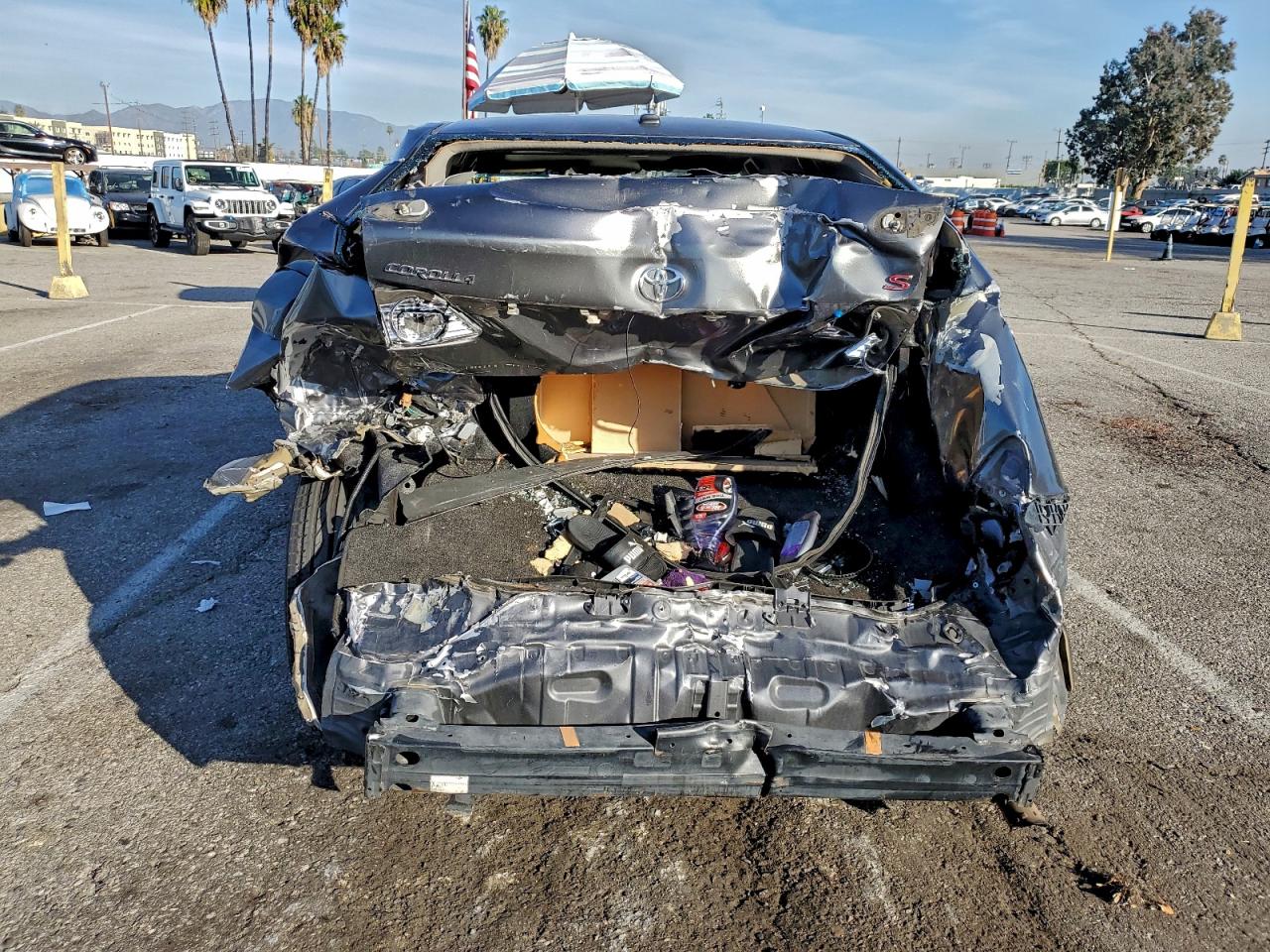 2013 TOYOTA COROLLA photo 11