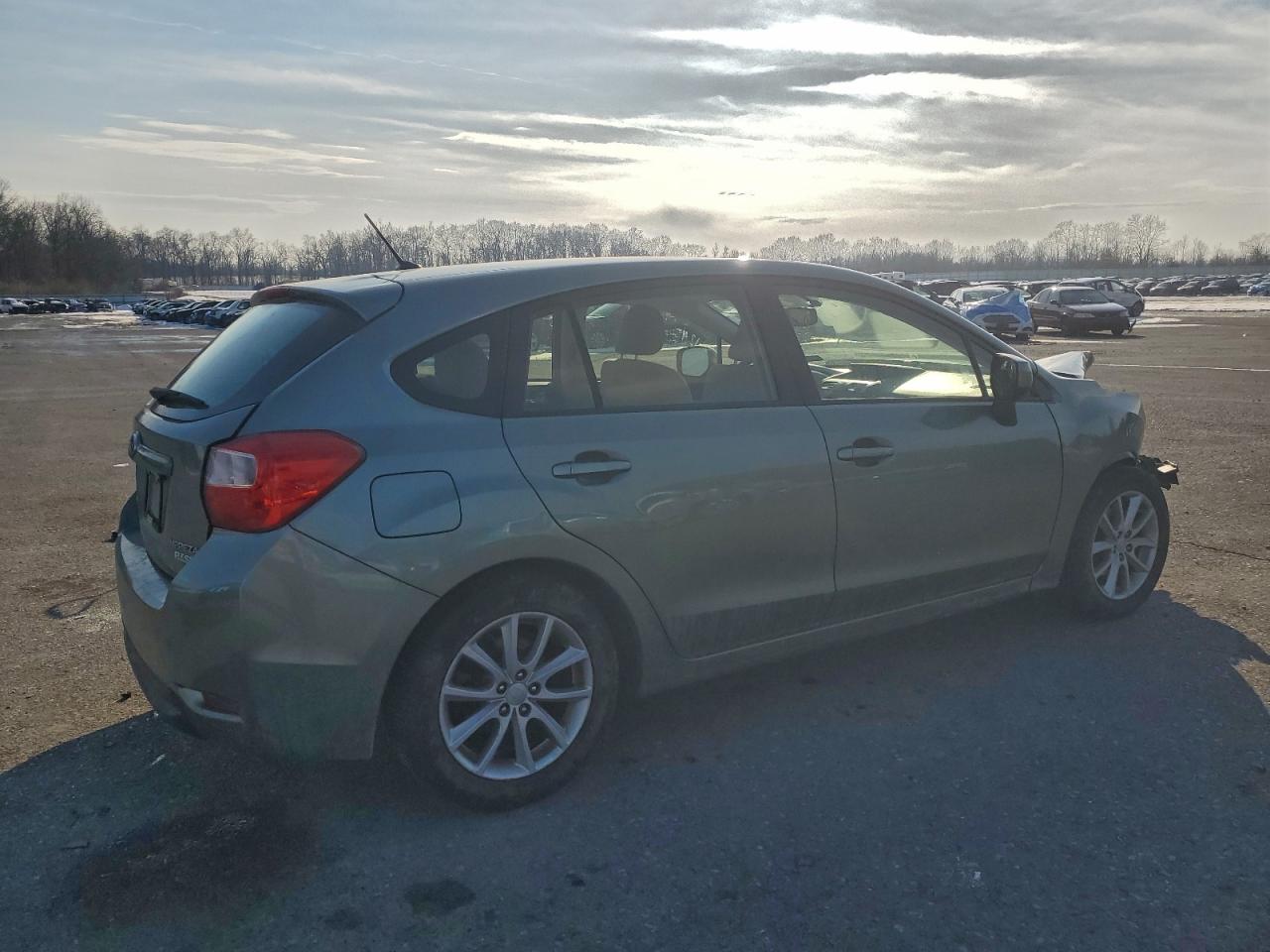2014 SUBARU IMPREZA PREMIUM photo 3