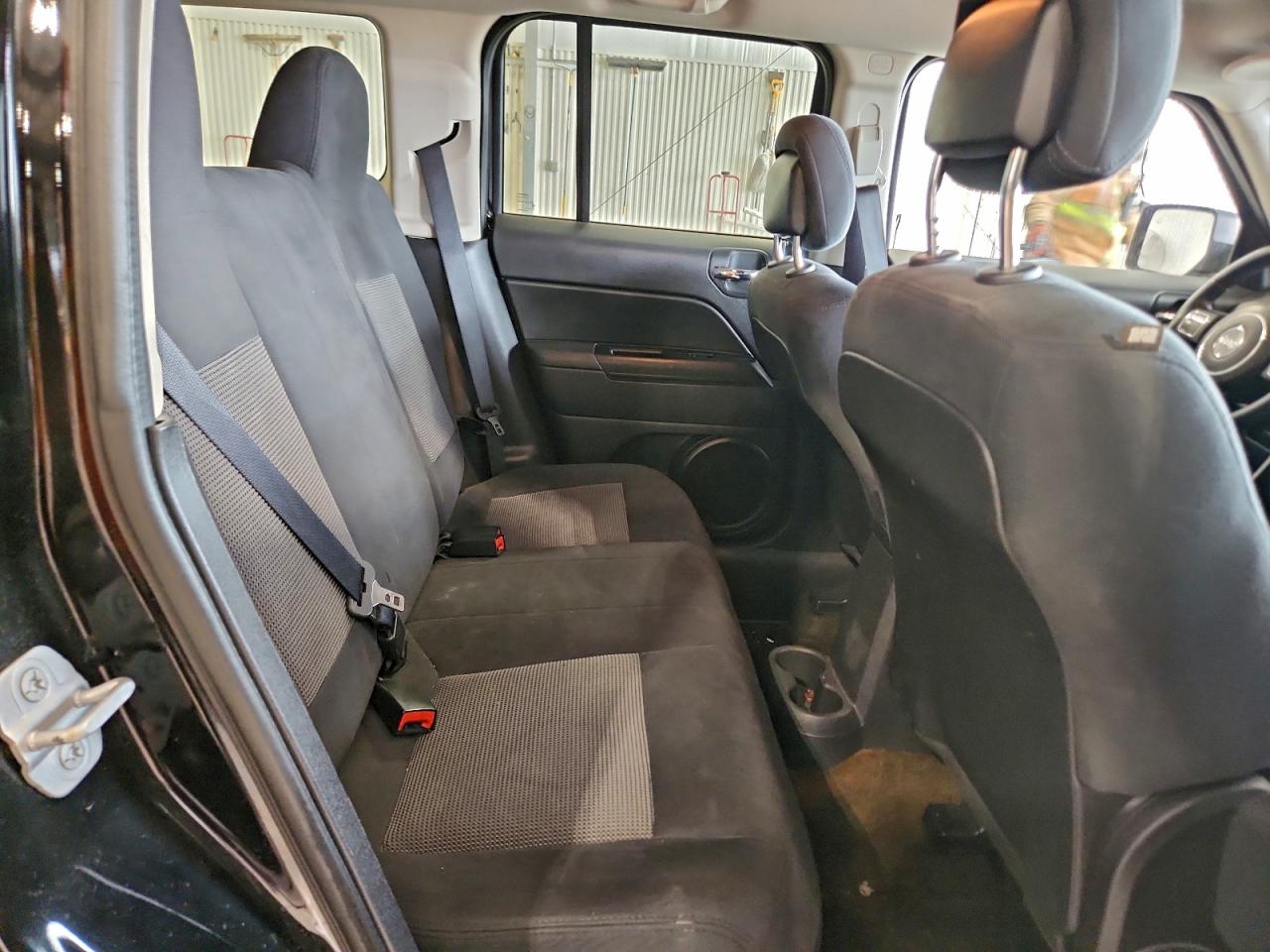 2014 JEEP PATRIOT LATITUDE photo 11