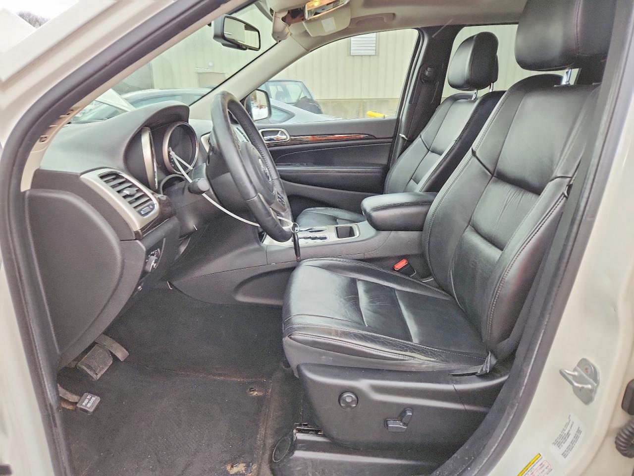 2012 JEEP GRAND CHEROKEE LAREDO photo 7