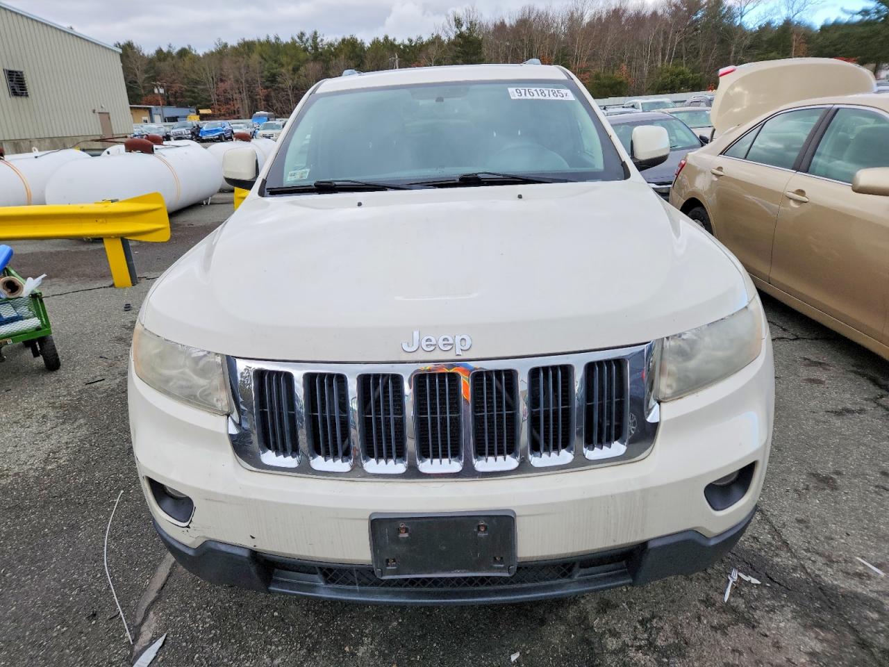 2012 JEEP GRAND CHEROKEE LAREDO photo 5