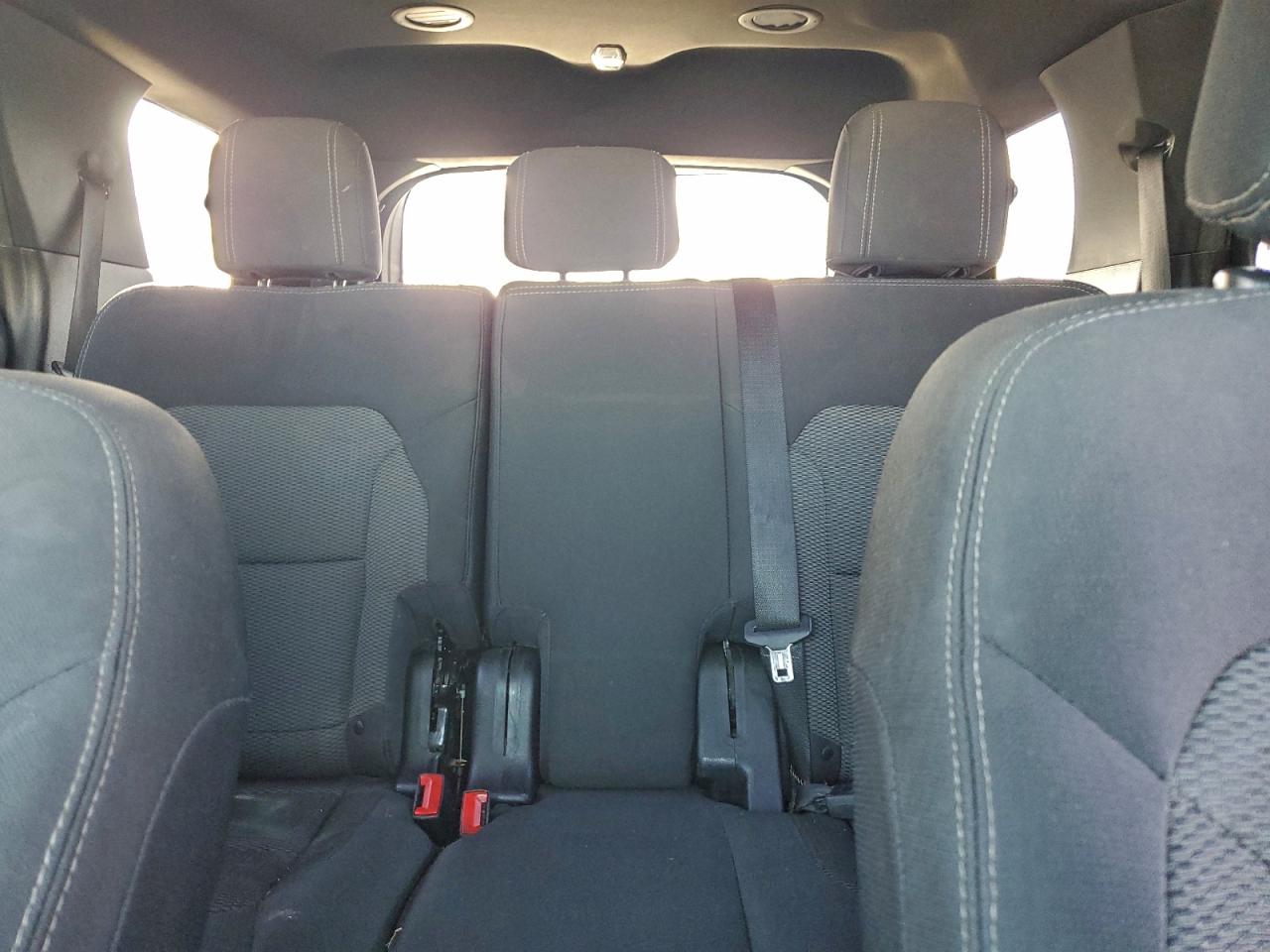 2017 FORD EXPLORER XLT photo 19