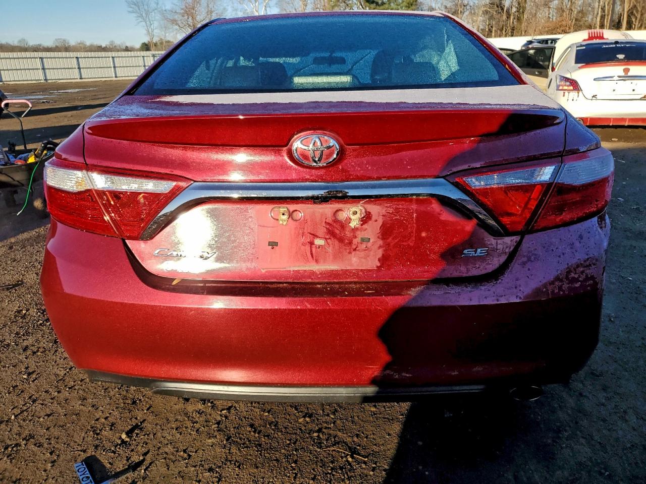 2017 TOYOTA CAMRY SE photo 6