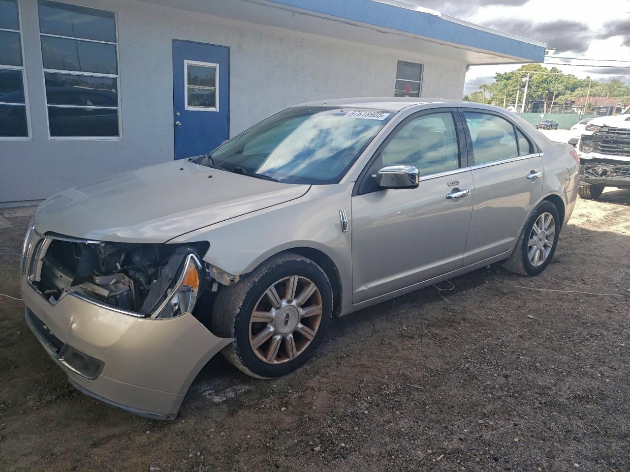 2010 LINCOLN MKZ