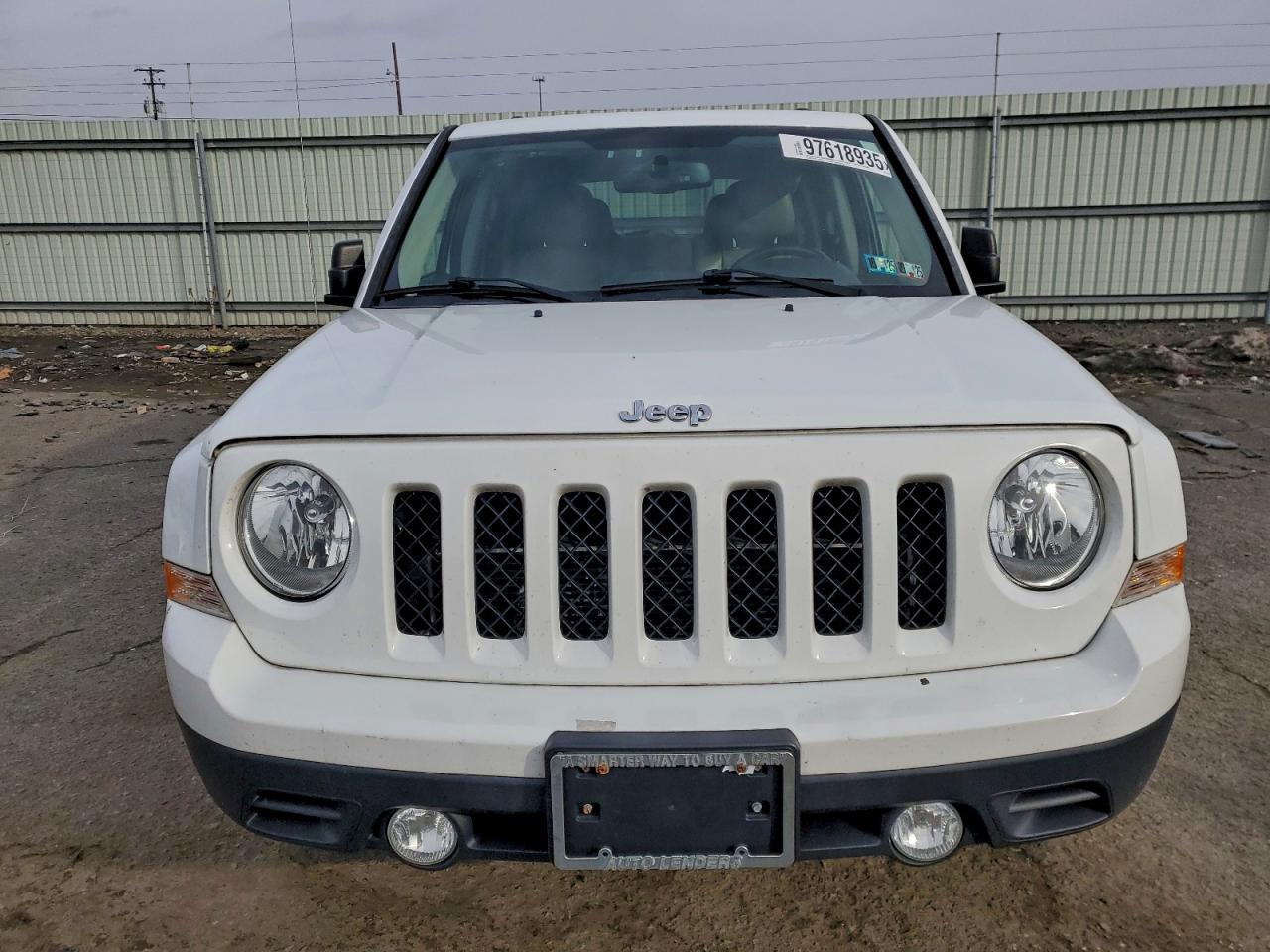 2015 JEEP PATRIOT LATITUDE photo 5