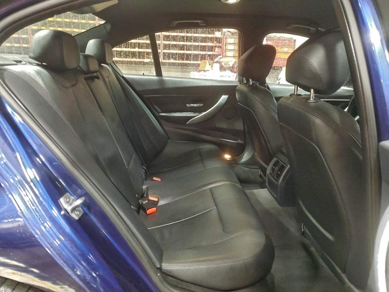 2016 BMW 320 I photo 10