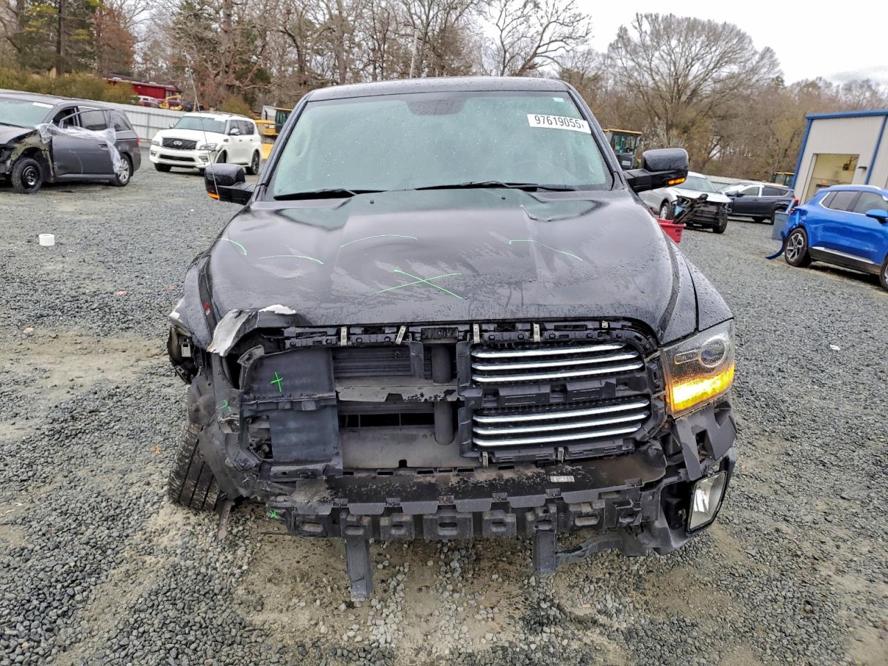 2016 RAM 1500 SPORT photo 5