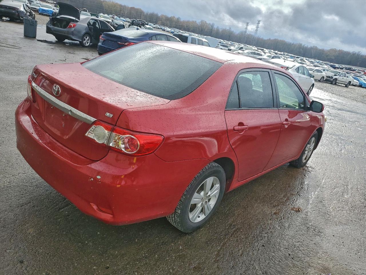2011 TOYOTA COROLLA BASE photo 3